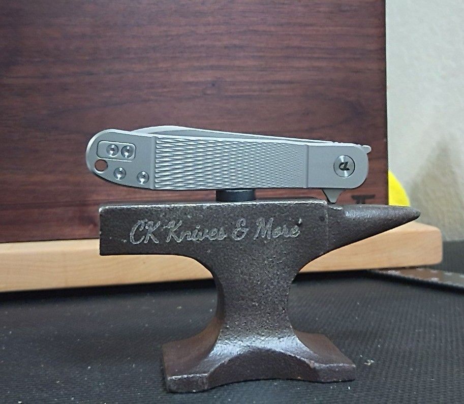 Dreamtech Framelock Gray Titanium Folding D2 Steel Pocket Knife